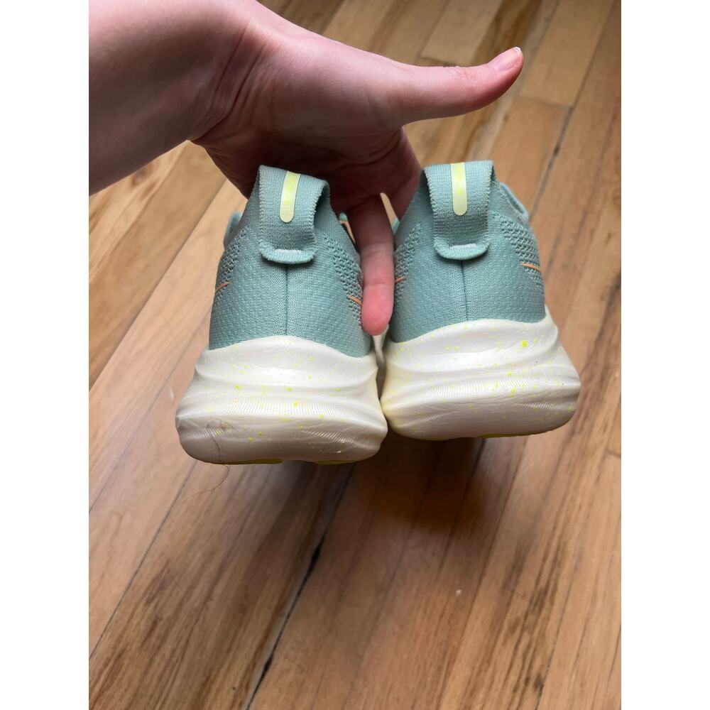 Asics GEL Nimbus 26 Running Shoes Sneakers Light Celadon Safety Yellow Women's 8 - Picture 10 of 13